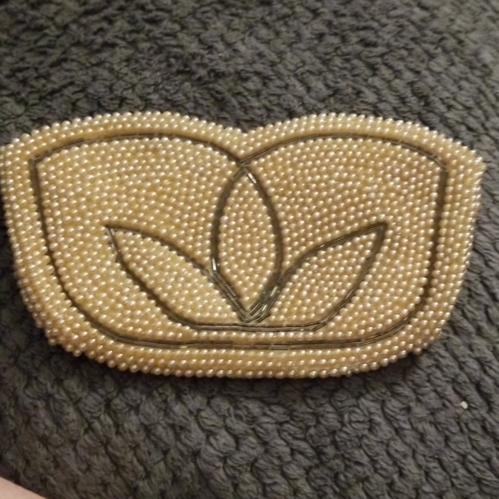 Gorgeous 1950s  Rare Le jule pearl/ bag